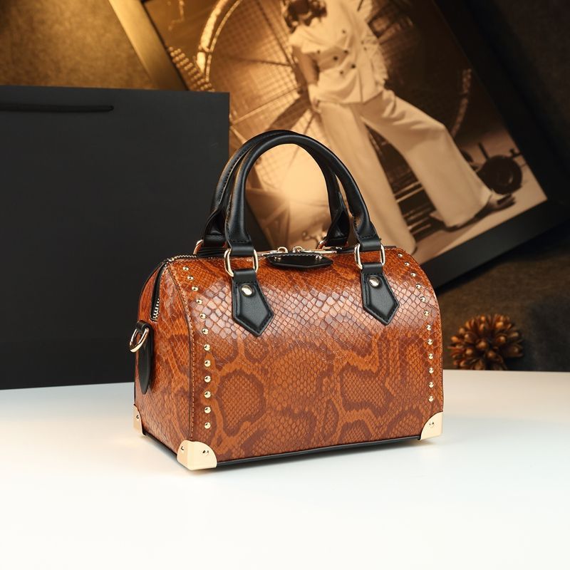 2025, luxuriöse Damen-Kissenha – Women Bags High End Brands Bewertung und Preis
