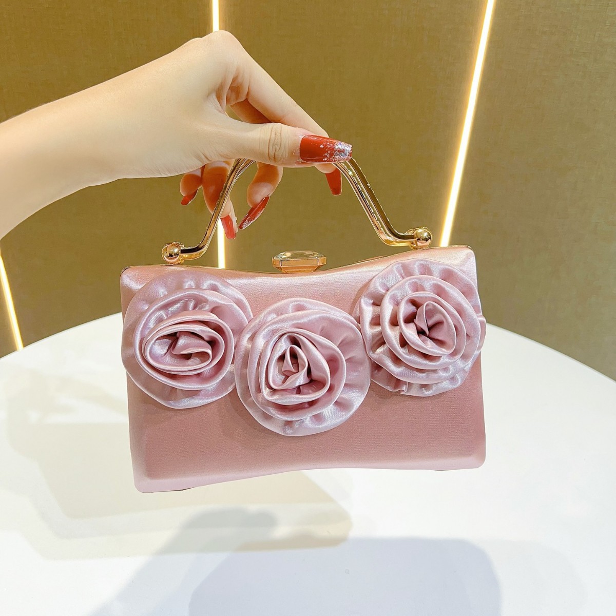 Neue Abend-Clutch aus Seide, D – Women'S Evening Bags Bewertung und Preis